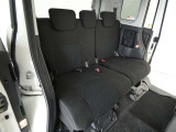 ゆとりある広々とした車内空間は、ドライブを始め買い物やレジャーなど、幅広く活躍します。一人でもみんなとでもお出かけを楽しみましょう!