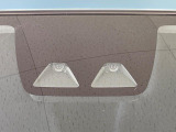 【スマートアシスト】走行中に前方の車両等を認識し、衝突しそうな時は警報とブレーキで衝突回避と被害軽減をアシスト。より安全にドライブをお楽しみいただけます。