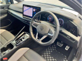 この度は数ある中から弊社認定中古車をご覧いただき誠にありがとうございます。スペースの都合上、店舗で展示していない場合がございますの事前にお問い合わせくださいませ。