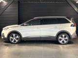 フランスの産業界を代表する企業であるプジョーは、世界で活躍する自動車産業の中を見回しても最も古いブランドの1つです。210年を超える歴史をご体感ください。