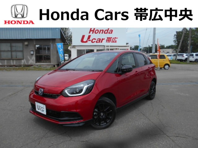 フィット 1.5 e:HEV ホーム ブラックスタイル 4WD 