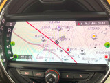 ●純正ナビ:一体感のあるナビは、高級感ある車内を演出してくれます。Bluetooth再生などオーディオ機能も充実しておりますので、運転もより楽しめます♪