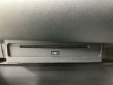 ETC車載器です!高速道路の料金所で慌てて小銭を探すことも無くなります。キャッシュレスでスイスイ、ストレスフリー♪