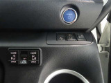 両側電動のスライドドアで楽々スムース!運転席からも開閉の操作もできます♪キーのスイッチひとつで自動開閉できる便利な機能もついてます♪