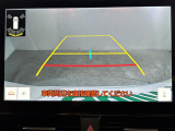 【バックモニター】後ろのカメラの映像をモニターに映し出すことができます!後方の見えない死角や、障害物との距離感をしっかり確認することができます!駐車が苦手な方におすすめです。