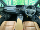 UX 250h バージョンC 