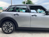 MINI正規ディーラー取り扱い MINI認定中古車 MINI NEXT甲府お車の詳細や展示状況はお気軽にお問合せ下さい。