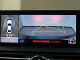 パノラミックビューモニター付きで、車両の周囲を確認することができるので安心できますね♪