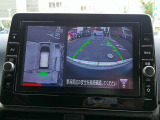 【アラウンドビューモニター】空から見下ろした映像がナビ画面にて確認可能です。駐車もラクラクですよ♪