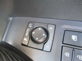 駐車時や狭い道でのすれ違い時に気を使うミラー。電動格納式ドアミラーはそんな時に便利です。