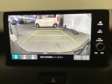バックモニター付きで、車庫入れやバック時の後方確認をサポート。