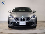 【キドニーグリル】BMWは約90年もの間、ほぼ全ての車両にひと目でBMWだと分かるこの特徴的なフロントグリルが備えられ、デザイン・アイコンとして親しまれてきました。