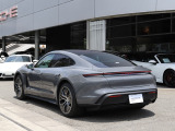 911からの伝統を受け継ぐデザインを採用したサイドフォルム