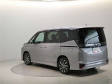 この車両は「まるまるクリン・車両検査証明書付・ロングラン保証」の3つの安心セットが付いています。
