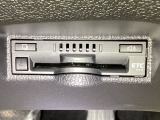 ETC装備で、高速道路の料金所もスムーズ。利用には車両情報を登録する「セットアップ」が別途必要です。