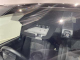 【衝突被害軽減ブレーキ】前方の車両や横断する歩行者などを検知した時、衝突回避や被害軽減をサポートします。