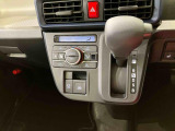 納車前にはプロのメカニックが、各部の点検を行います。ディーラーにしか出来ない品質、そしてサービスできっと満足していただけると思います!