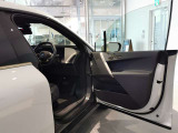 BMWプレミアムセレクション前橋では、高年式低走行モデルからMモデル、年式が経ちなかなかディーラーでは見かけないモデルまで幅広いラインナップで認定中古車を取り扱っております。品質に自信があります。