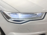 ●LEDハイビームが多数独立で存在し、ハイビーム時に対向車や前方を走る車の部分をロービームに切り替えが可能!!シーケンシャルウインカーも装備!!