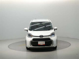 室内外はもちろん、シートを外してニオイの元となるフロアカーペットまで消臭・除菌を実施。中古車を気持ちよくお乗りいただけるクリーニングサービスです。詳細は販売店スタッフまでおたずねください。