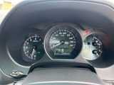 整備スタッフは国家資格を持つプロの整備士です。車検の受入/中間/完成検査と保安基準発行のすべても自社で行います。