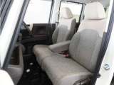 ◆運転席・助手席◆室内は、シートクリーニングや各部の徹底した清掃を実施し、消臭・除菌処理を行っています。しかも、全ての差上で天然成分の薬剤にこだわり安心・安全へも配慮しています。