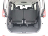ラゲージスペースだって広々です!車種によっては床下収納やシートの折り畳み、またシートを動かして更にお荷物積めちゃいます♪
