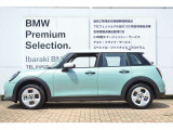 ≪BMW Premium Selection1年≫ の保証は ご購入後、1年間走行距離無制限保証!万一、修理が必要な場合は無料で対応!全国のBMWディーラーにて対応可能ですので遠方の方も安心!(消耗品、後付け品除く)。
