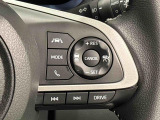 パワーとエコの2つの走行モードの切り替えが可能なステアリングスイッチに加え、高速道路を快適に走行できる全車速追従機能付ACC(アダプティブクル-ズコントロ-ル)スイッチが付いています(^^♪
