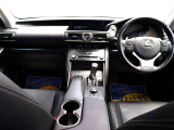 当社の車両は、オークションなどで高評価のお車を厳選して仕入れています。第三者鑑定やオークション評価4点以上にこだわっており、内外装共に状態の良いお車です。是非ご覧になってください。