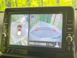【アラウンドビューモニター】専用のカメラにより、上から見下ろしたような視点で360度クルマの周囲を確認することができます☆死角部分も確認しやすく、狭い場所での切り返しや駐車もスムーズに行えます。