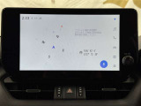 ディスプレイオーディオを装備。スマホとクルマをつなぐことでいろんなサービスが楽しめます。