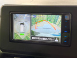 【マルチアラウンドモニター】専用のカメラにより、上から見下ろしたような視点で360度クルマの周囲を確認することができます☆死角部分も確認しやすく、狭い場所での切り返しや駐車もスムーズに行えます。