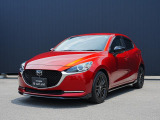 世界統一名称の『MAZDA2』となったコンパクト。「Be a Driver」のスローガンのもと、最適なドライビングポジションを提供できる室内空間と思い通りの走行性能を持った、クラスを超えたお車です!