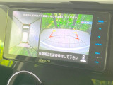 【アラウンドビューモニター】専用のカメラにより、上から見下ろしたような視点で360度クルマの周囲を確認することができます☆死角部分も確認しやすく、狭い場所での切り返しや駐車もスムーズに行えます。