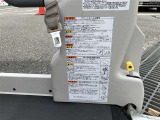 プラットホーム・車椅子固定装置の操作・車椅子用3点式シートベルト使用方法の説明です。