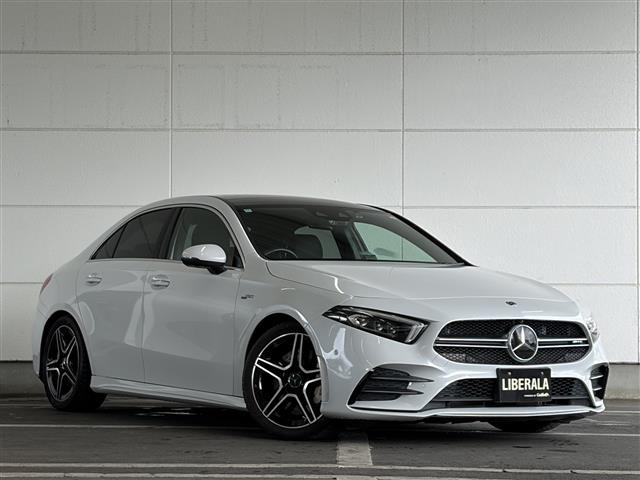 Aクラス AMG A35 4マチック 4WD 4WD 本革シート