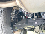 お車を安心してお乗りいただく為には、足回りの定期点検が欠かせません。サービスサポート(有償保証)では無料点検もご提供しており、安心のカーライフをお過ごしいただけるサポート体制が整っています。