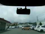 もし事故に遭遇してしまったら、あおり運転の被害にあったら・・不安ですよね、そこで運転中の映像と音を記録するドライブレコーダーです!万が一の備えに☆勿論、ドライブの思い出にも大活躍♪