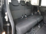 ゆとりある広々とした車内空間は、ドライブを始め買い物やレジャーなど、幅広く活躍します。一人でもみんなとでもお出かけを楽しみましょう!