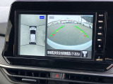 アラウンドビューモニターです!上空から貴方のお車をモニタニングしている様に車両の周りの安全確認が出来ます!
