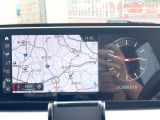 ●BMW純正ナビ:一体感のあるナビは、高級感ある車内を演出してくれます。Bluetooth再生などオーディオ機能も充実しておりますので、運転もより楽しめます♪