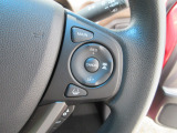 Hondaセンシングの機能のひとつ、アダプティブクルーズコントロール付!アクセルから足を離しても設定したスピードと前車との車間を保ち走行してくれます!車線維持もアシスト☆高速道路で疲労軽減ですね☆