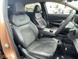 お車の販売と共に、自動車保険もご紹介しております。 弊社取り扱い会社と同じであれば日産独自のサービスもあります。