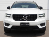 XC40 B4 AWD Rデザイン 4WD 