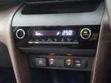 オートエアコンを装備しております!自動で調整してくれますので、車内も快適です☆