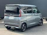 納車前に点検整備をさせていただきます。もちろん全車走行距離無制限のワイド保証付きですので安心してお乗りいただけます。