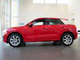 Q2 1.0 TFSI スポーツ 