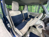 運転席まわりには十分なスペースがあり、大柄な方でもゆったり運転していただける環境です。
