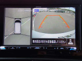 上からの視点で狭い駐車場への駐車などに役立つアラウンドビューモニターです♪